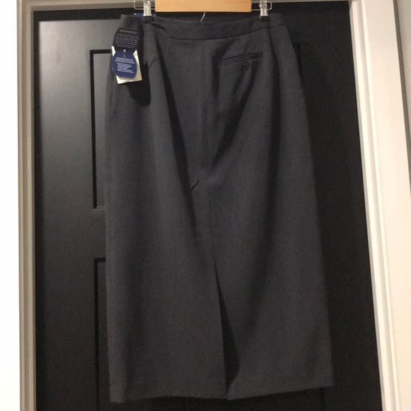 Charter Club Grey Ankle Length Tube skirt Petite - Picture 2 of 3